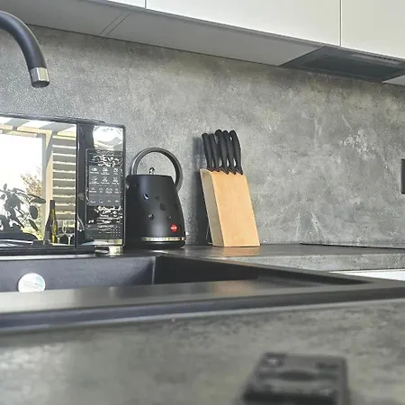 Fields - Na Dzikiej łące 2