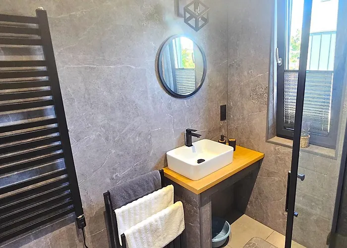 Fields - Na Dzikiej Lace 2 * Rychwald